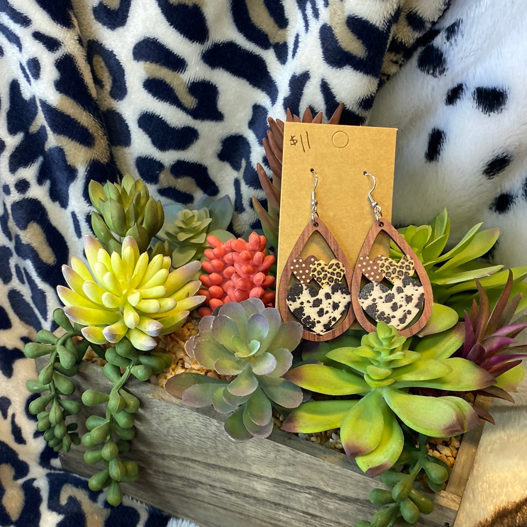 3 Hearts Wood teardrop