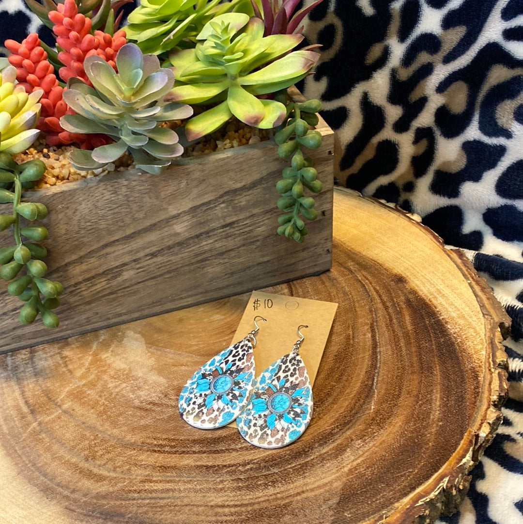 Turquoise sunflower cheetah teardrop