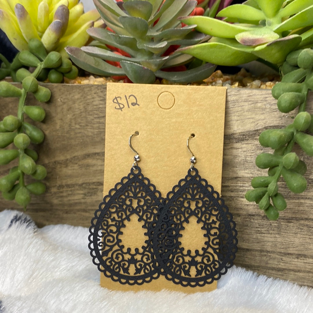 Black Bohemian hollow teardrop